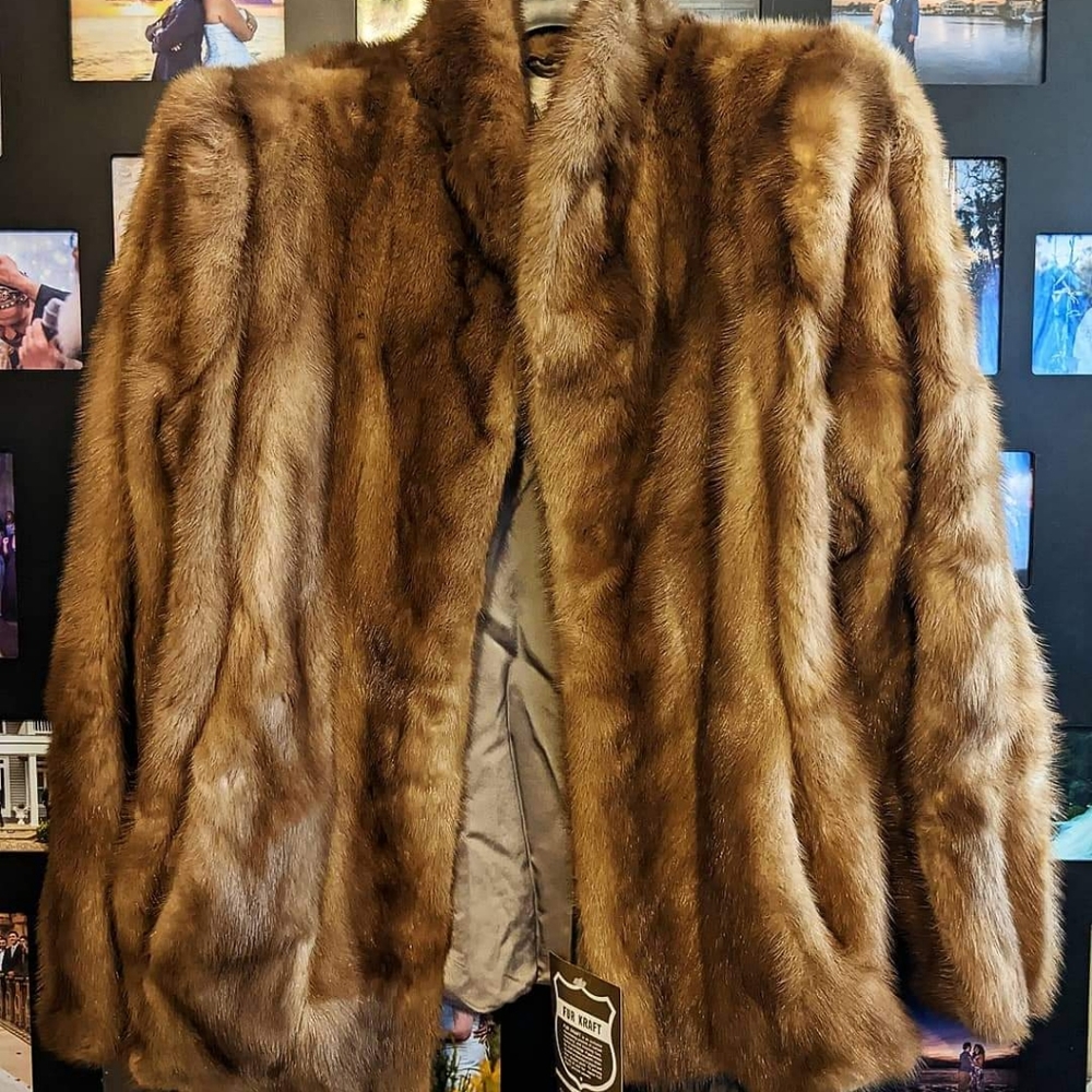New Avanti Mink Fur Coat with Tag & Bag
